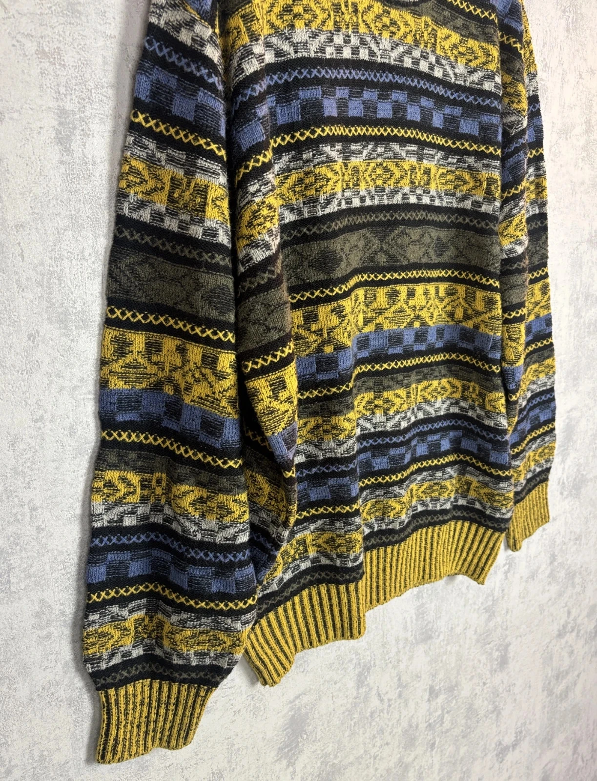 Massimo Round Neck Sweater Vintage Coogi Style Mustard Yellow Blue | 80% Wool | Size M – photo 2
